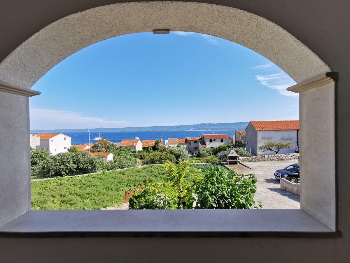 Apartments Fani Bol Cameră foto